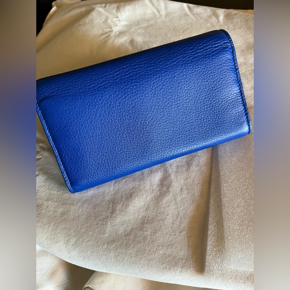 Tory Burch Jelly Blue Leather Wallet with Structured Design - Picture 3 of 8
